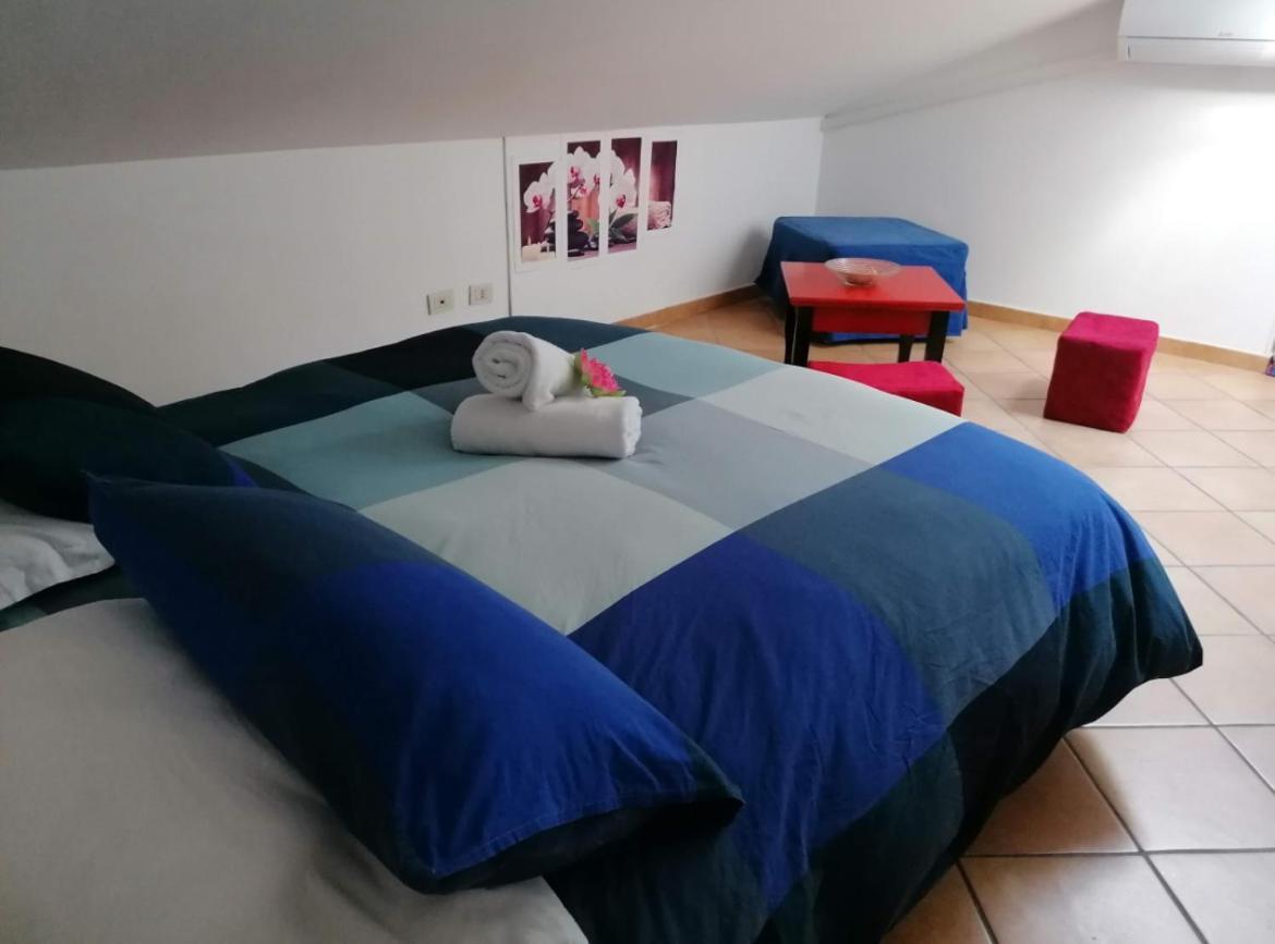 Casa Del Loto Apartment Fiumicino Bagian luar foto